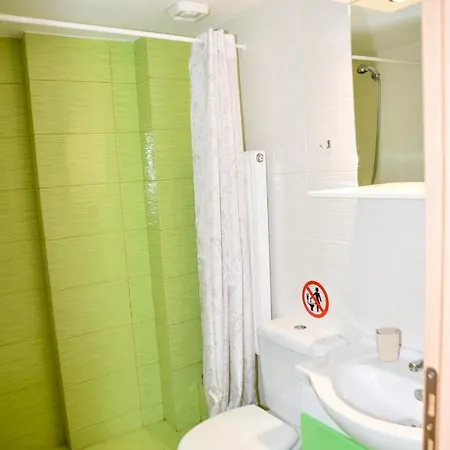C&m Apartment *
